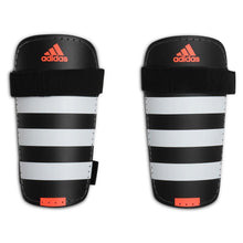Adidas Everlite Shin Guard